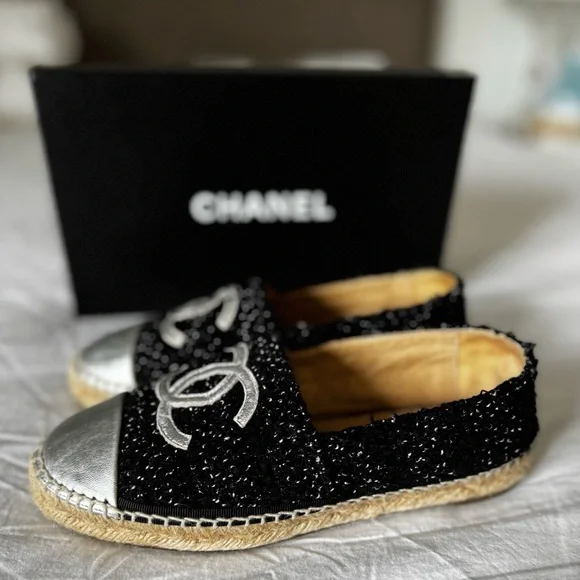 💯CHANEL Metallic Lambskin Tweed Espadrilles